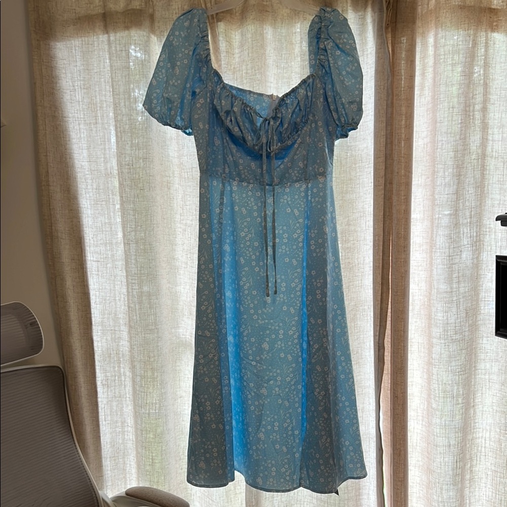 Blue and White Chemise with Puff Sleeves and Sweetheart Neckline